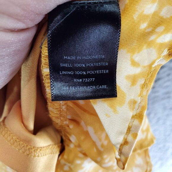 Simply Vera Dress Womens XL Yellow Wrap Belted Ruffle Hem Short Sleeve - Picture 3 of 9